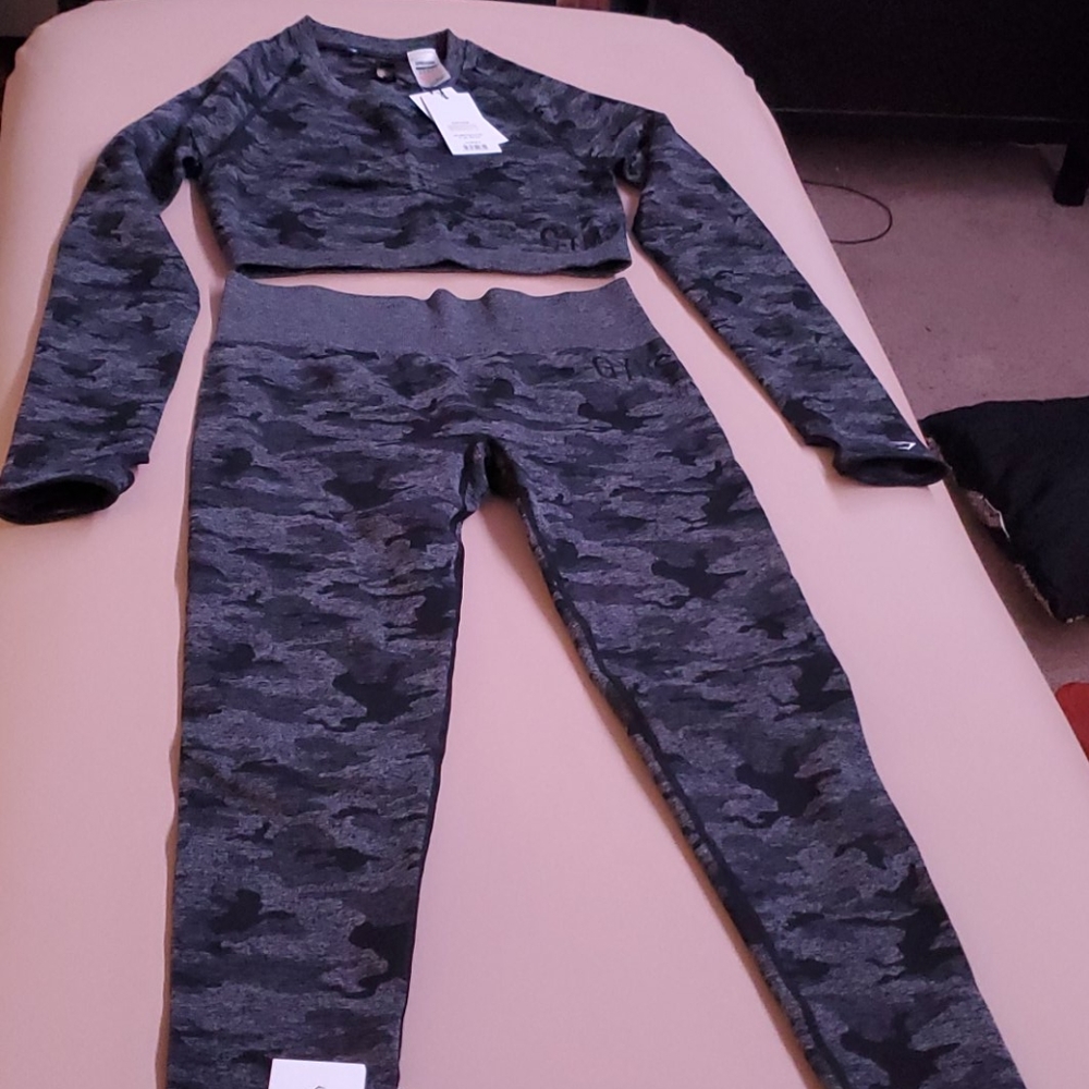 Gymshark camo seamless TOP!
